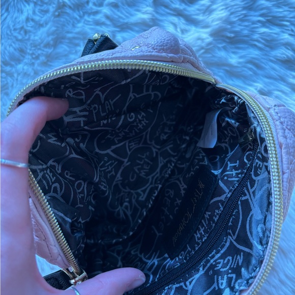 Betsey Johnson purse - Picture 11 of 13